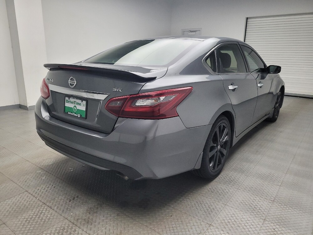 2017 Nissan Altima in Taylor, MI 48180 - 18072677 9