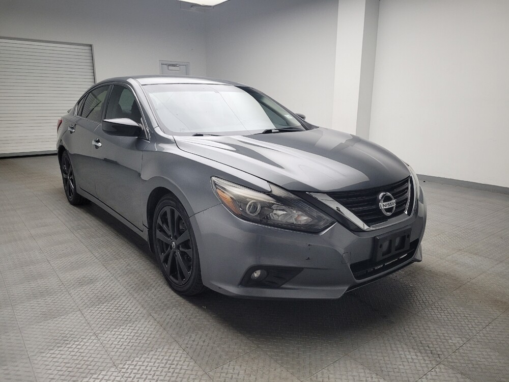2017 Nissan Altima in Taylor, MI 48180 - 18072677 13