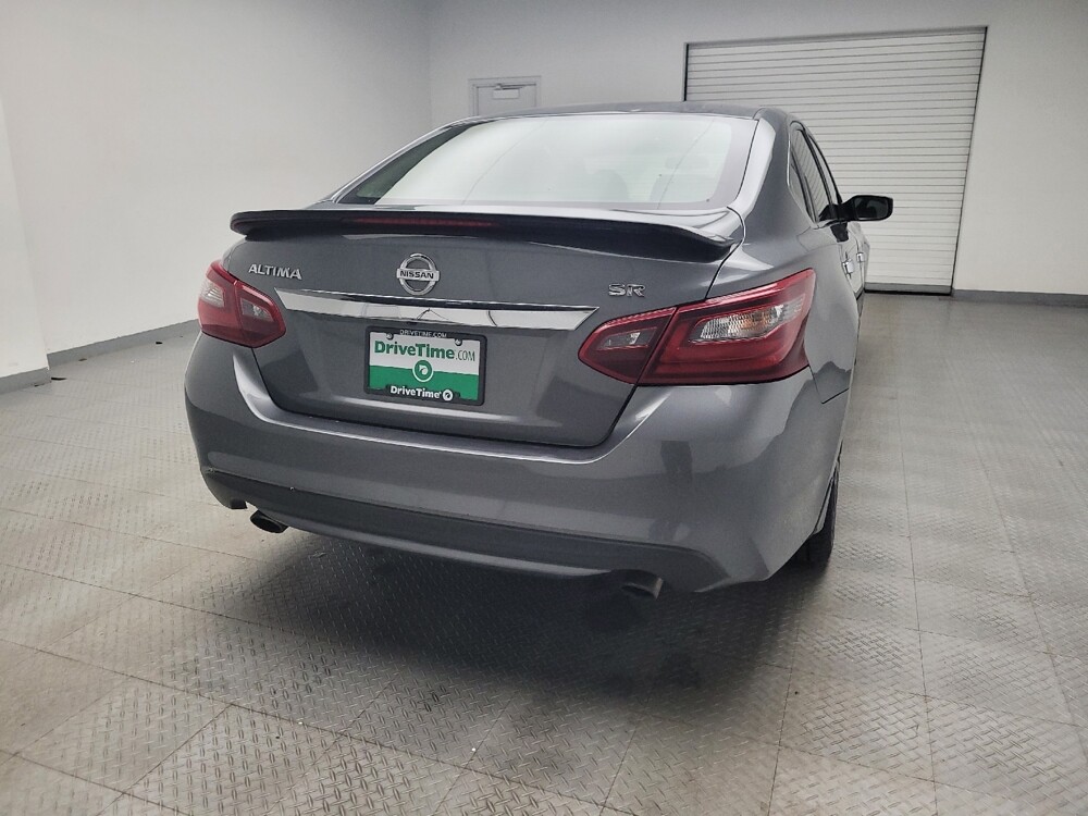 2017 Nissan Altima in Taylor, MI 48180 - 18072677 7