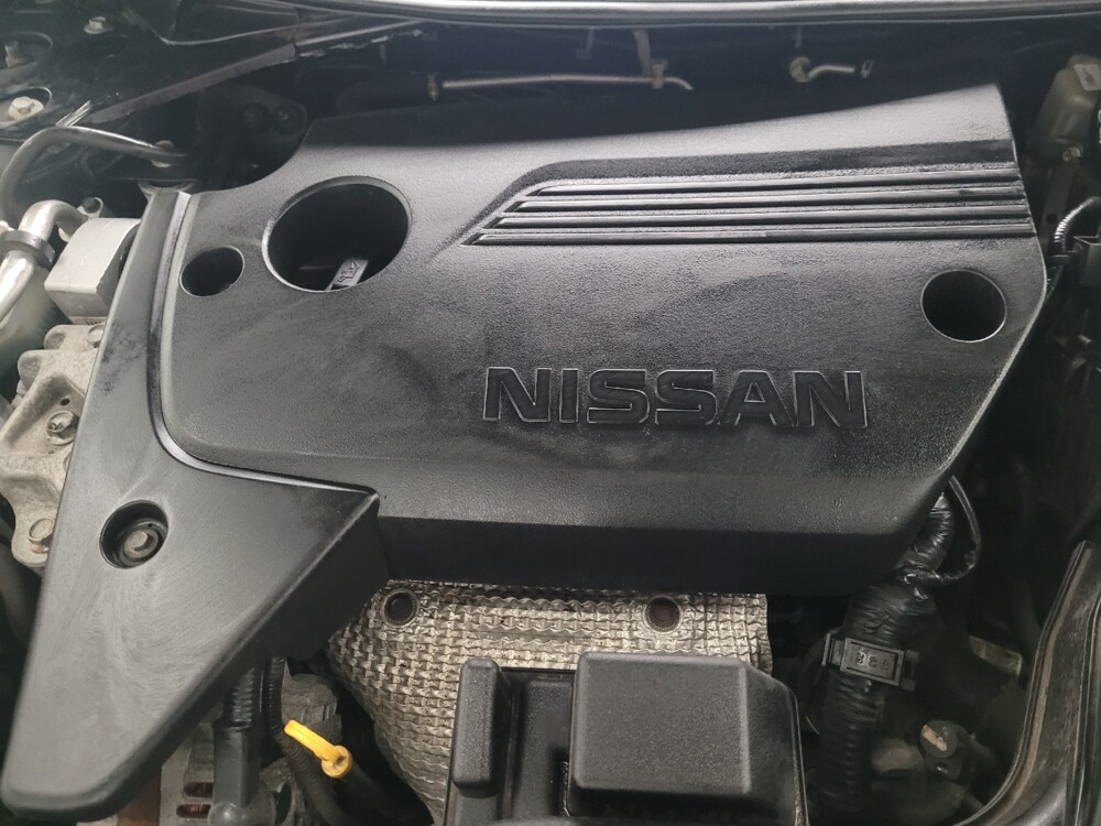 2017 Nissan Altima in Taylor, MI 48180 - 18072677 30