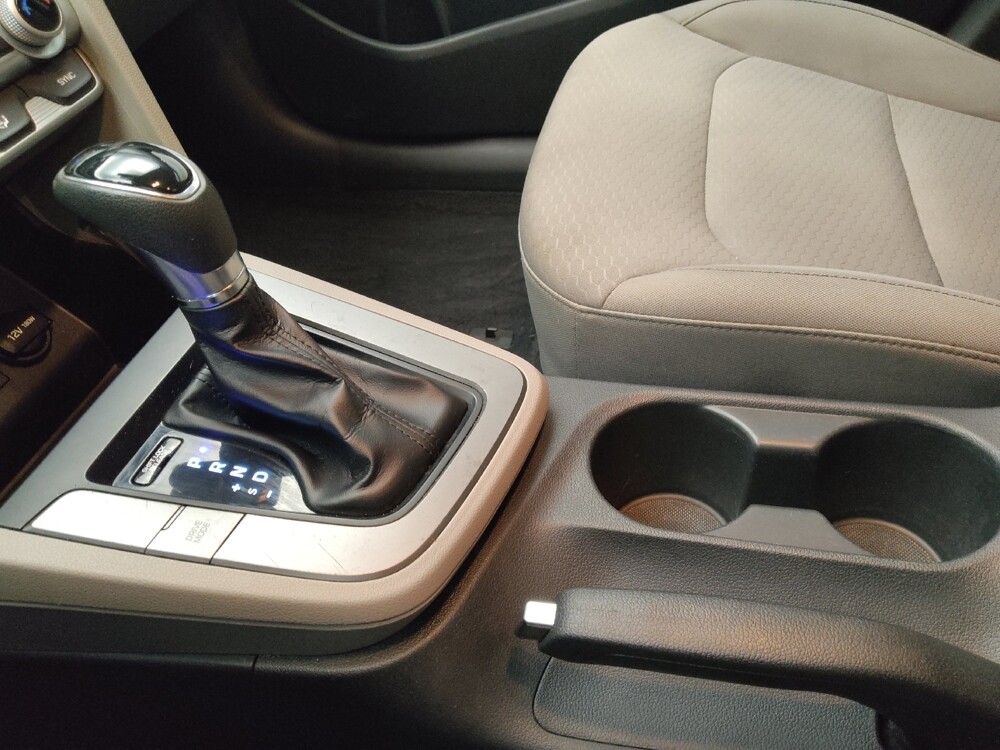 2020 Hyundai Elantra in Midlothian, IL 60445 - 18072717 26