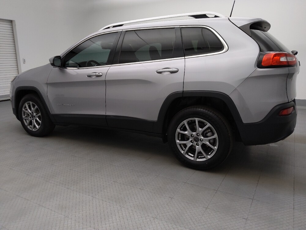 2018 Jeep Cherokee in Denver, CO 80012 - 18072732 3