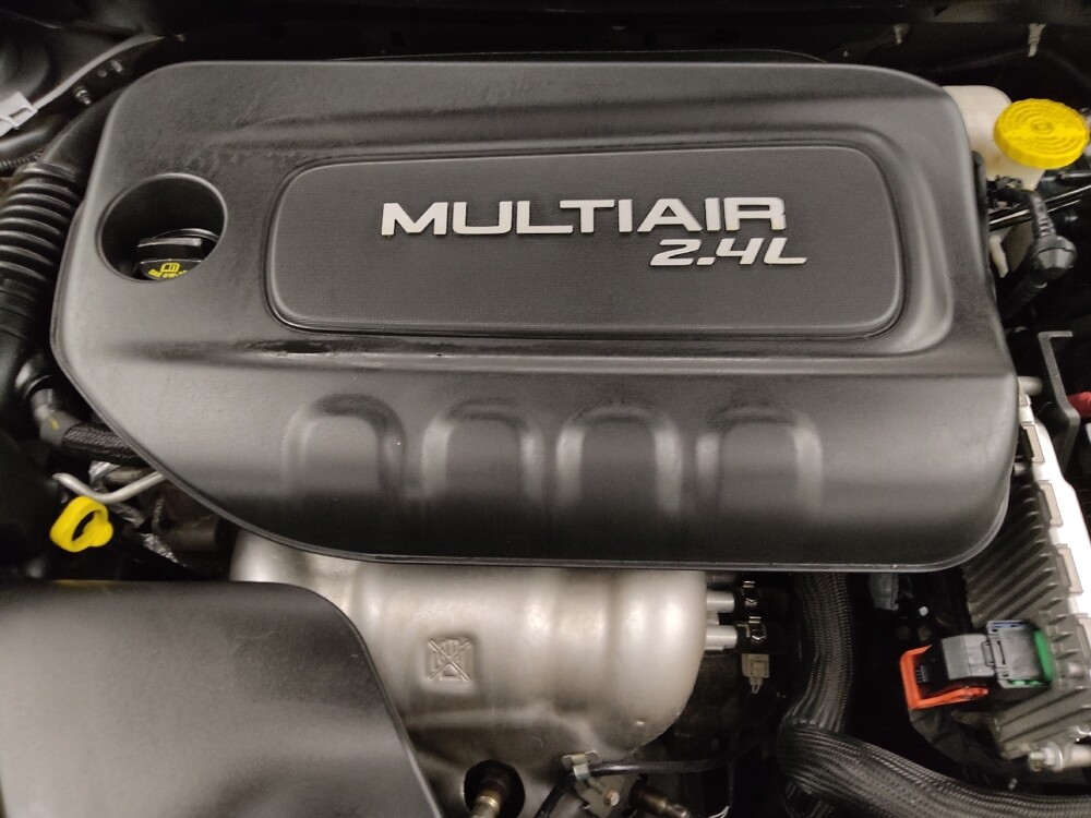 2018 Jeep Cherokee in Denver, CO 80012 - 18072732 30