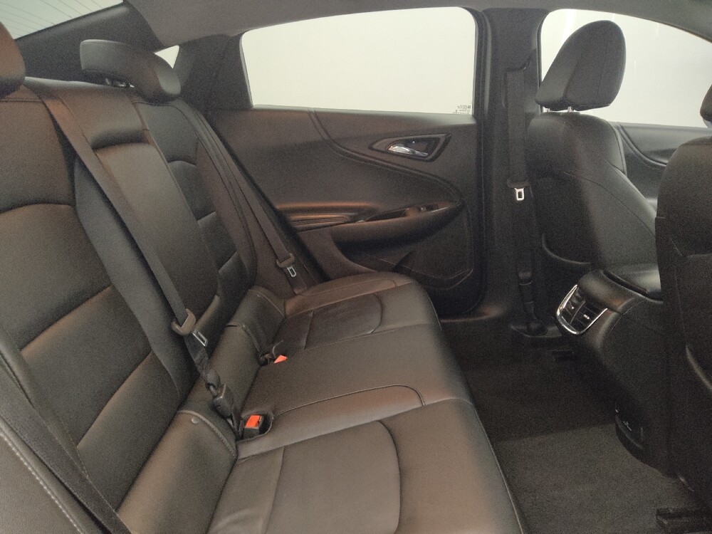 2017 Chevrolet Malibu in Lakewood, CO 80215 - 18072741 19