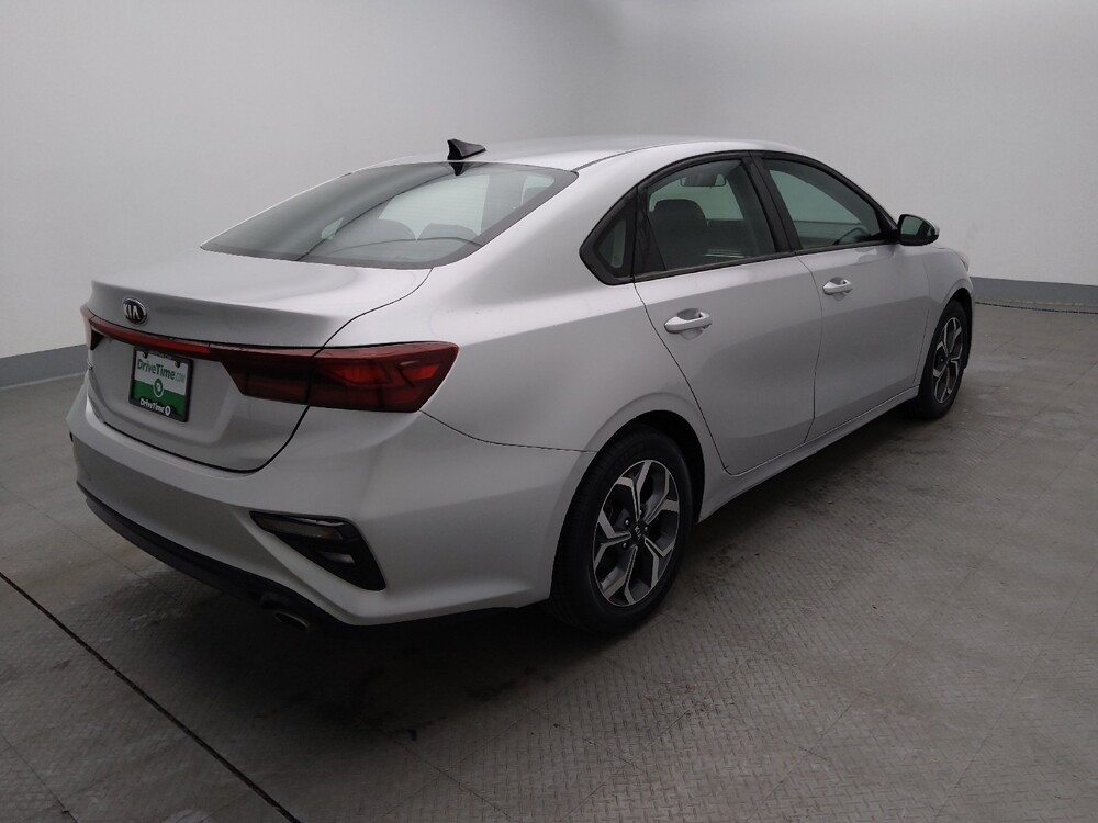 2019 Kia Forte in Independence, MO 64055 - 18072744 10