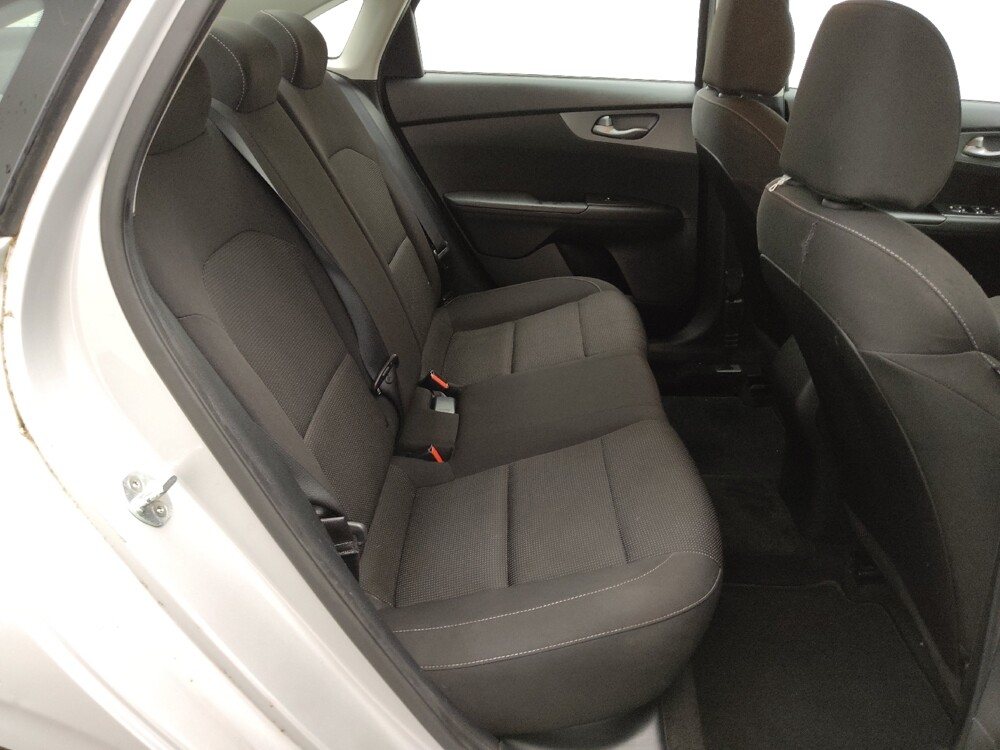 2019 Kia Forte in Independence, MO 64055 - 18072744 19