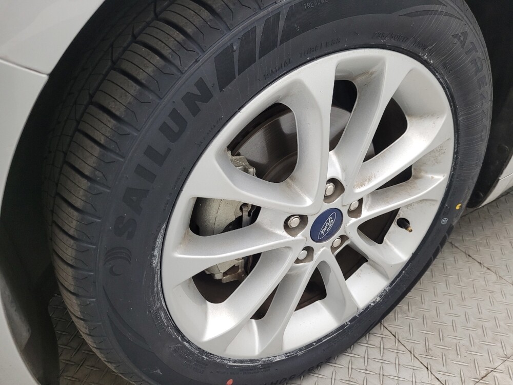 2019 Ford Fusion in Glendale, AZ 85301 - 18072762 31