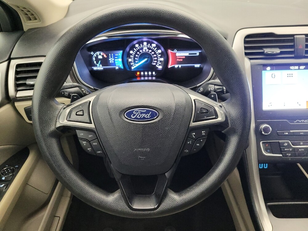 2019 Ford Fusion in Glendale, AZ 85301 - 18072762 22