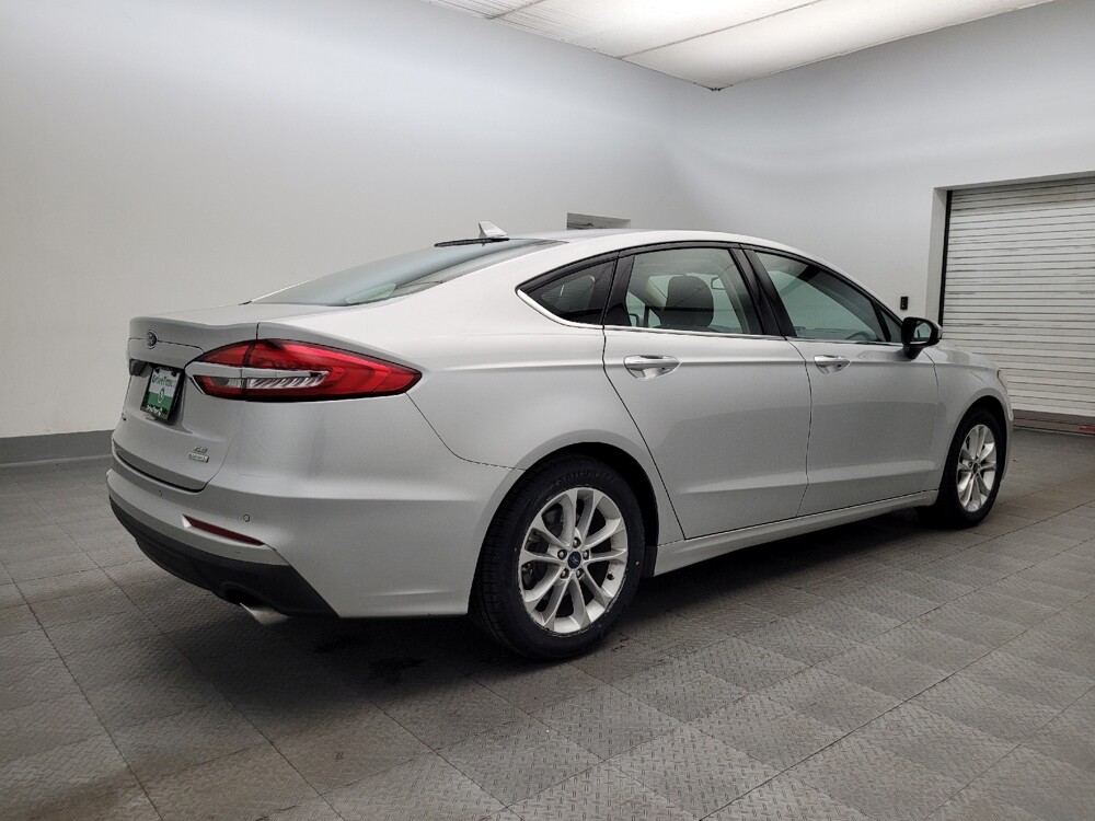 2019 Ford Fusion in Glendale, AZ 85301 - 18072762 9