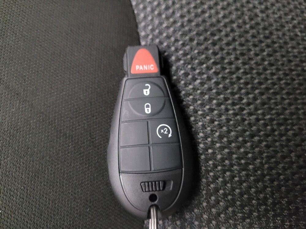 2019 Jeep Cherokee in Sacramento, CA 95821 - 18072786 32