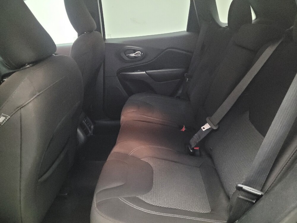 2019 Jeep Cherokee in Sacramento, CA 95821 - 18072786 18