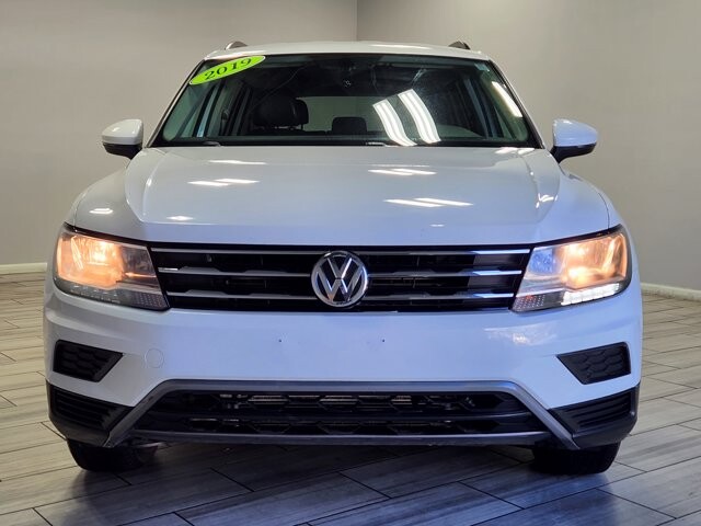 2019 Volkswagen Tiguan in Cinnaminson, NJ 08077 - 18072789 8