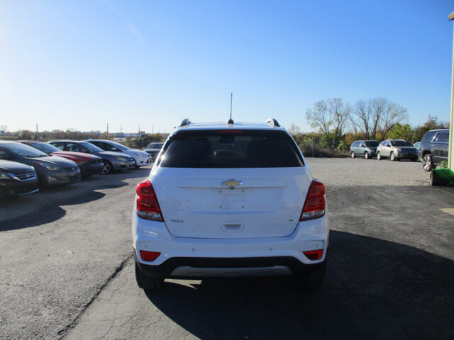 2018 Chevrolet Trax in Oak Grove, MO 64075 - 18072807 6