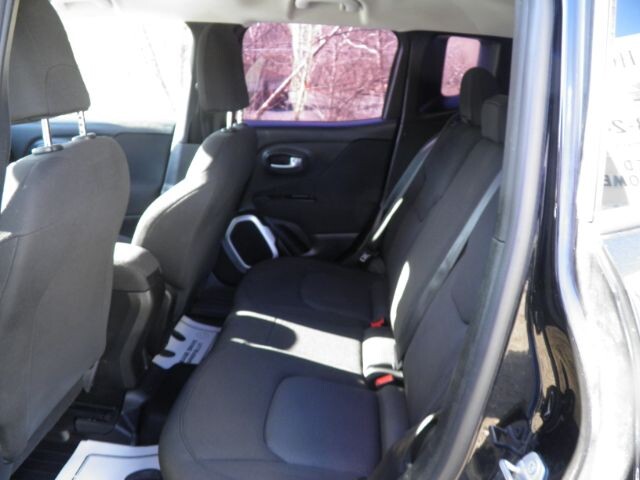 2018 Jeep Renegade in Barton, MD 21521 - 18072811 4