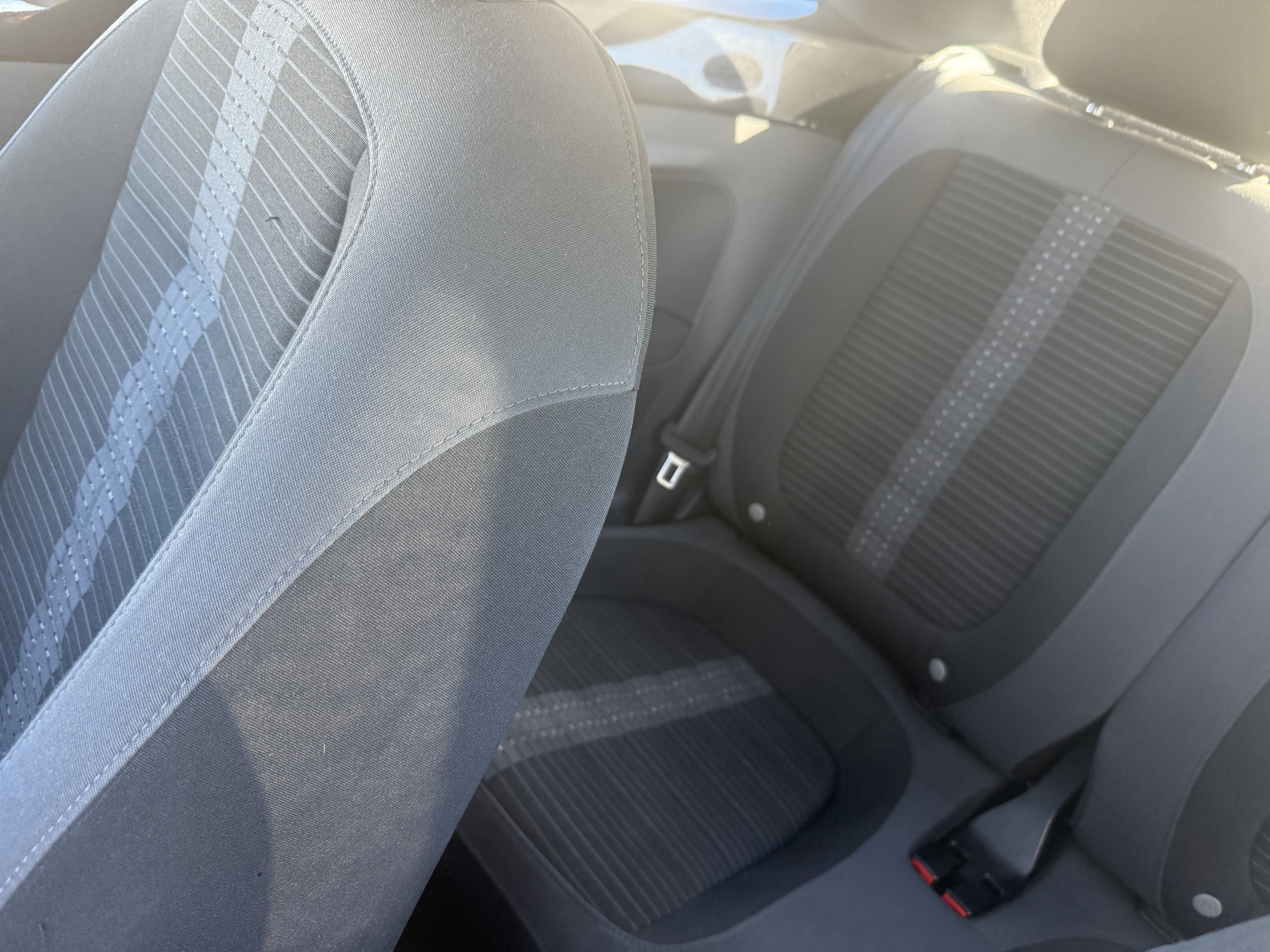 2012 Volkswagen Beetle in Phoenix, AZ 85022 - 18072828 8