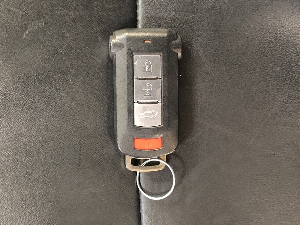 2020 Mitsubishi Outlander in Fairfield, OH 45014 - 18072872 32