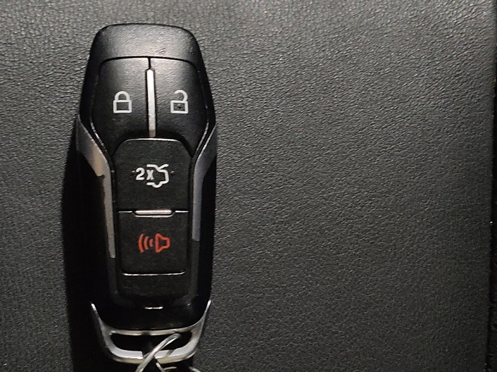 2018 Ford Edge in Lubbock, TX 79424 - 18072882 32