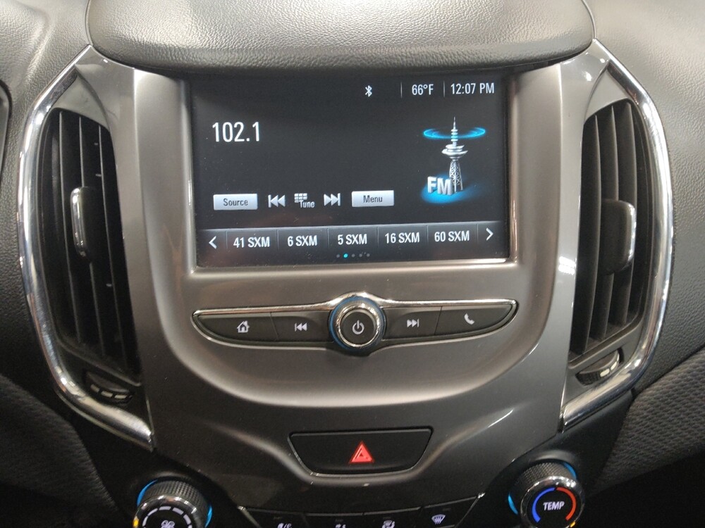 2018 Chevrolet Cruze in Fort Worth, TX 76116 - 18072883 25