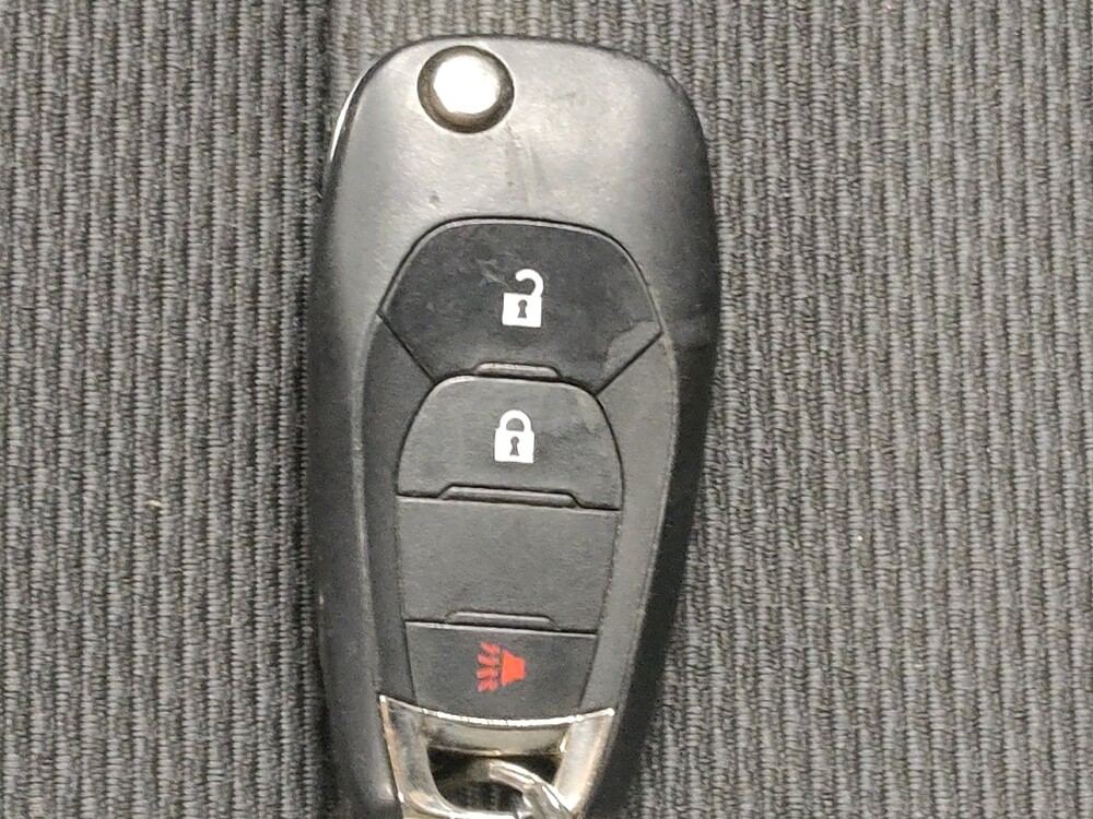 2018 Chevrolet Cruze in Fort Worth, TX 76116 - 18072883 32