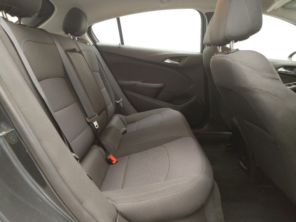 2018 Chevrolet Cruze in Fort Worth, TX 76116 - 18072883 19