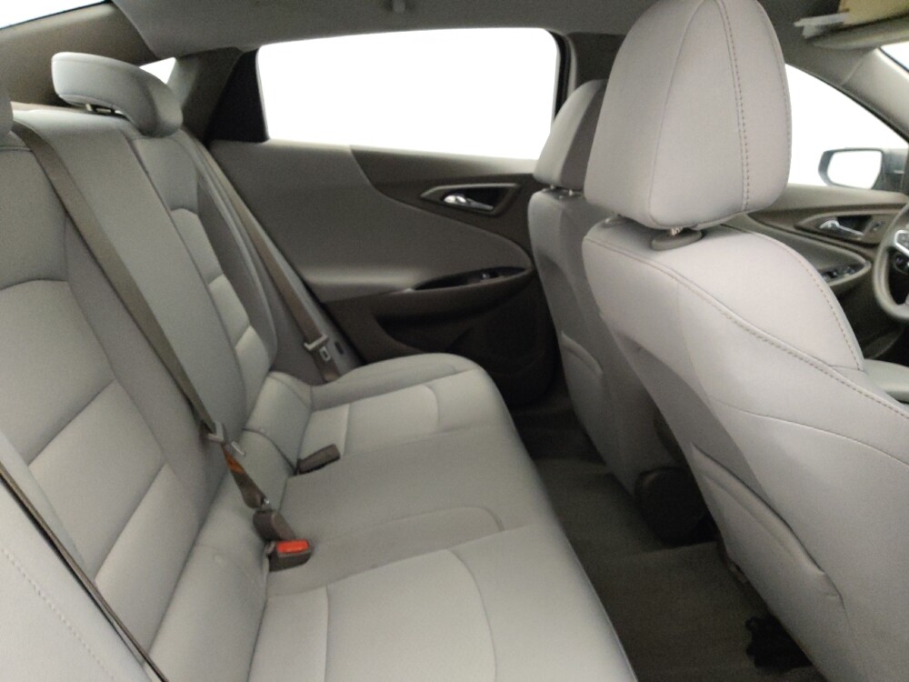 2020 Chevrolet Malibu in Chandler, AZ 85225 - 18072891 19