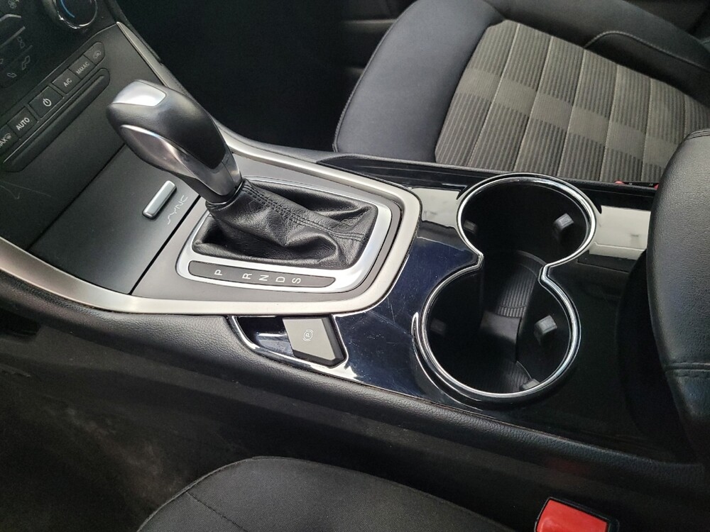 2017 Ford Edge in Las Vegas, NV 89104 - 18072907 26