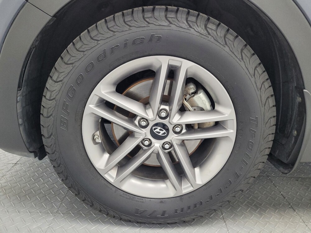 2017 Hyundai Santa Fe in Las Vegas, NV 89104 - 18072909 31