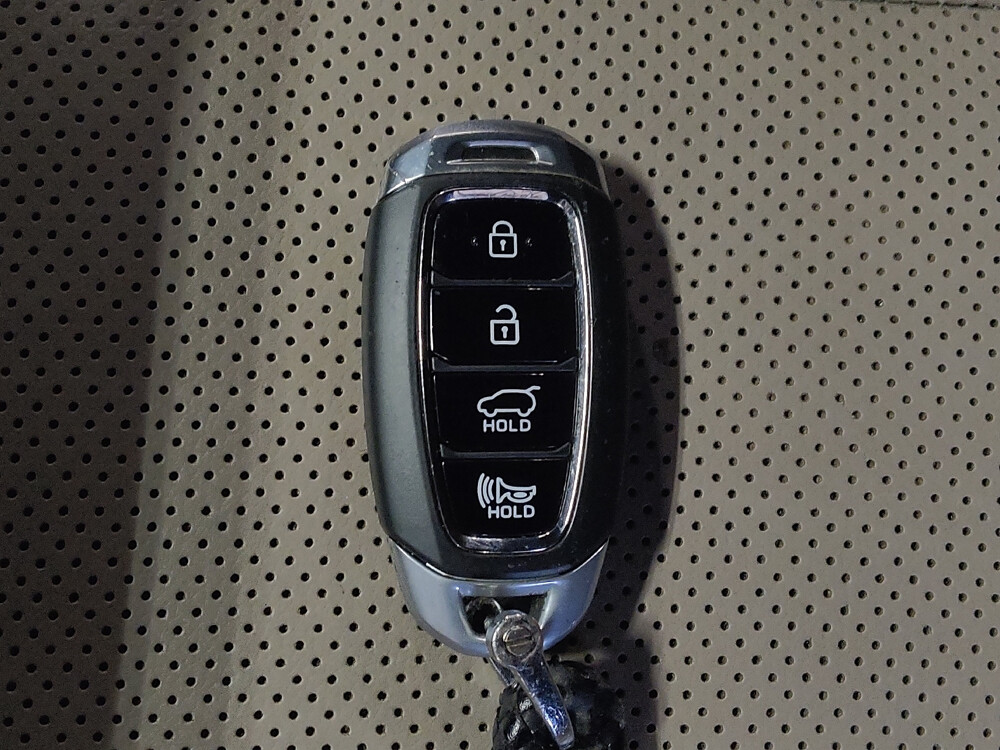 2019 Hyundai Santa Fe in Sanford, FL 32773 - 18072912 32