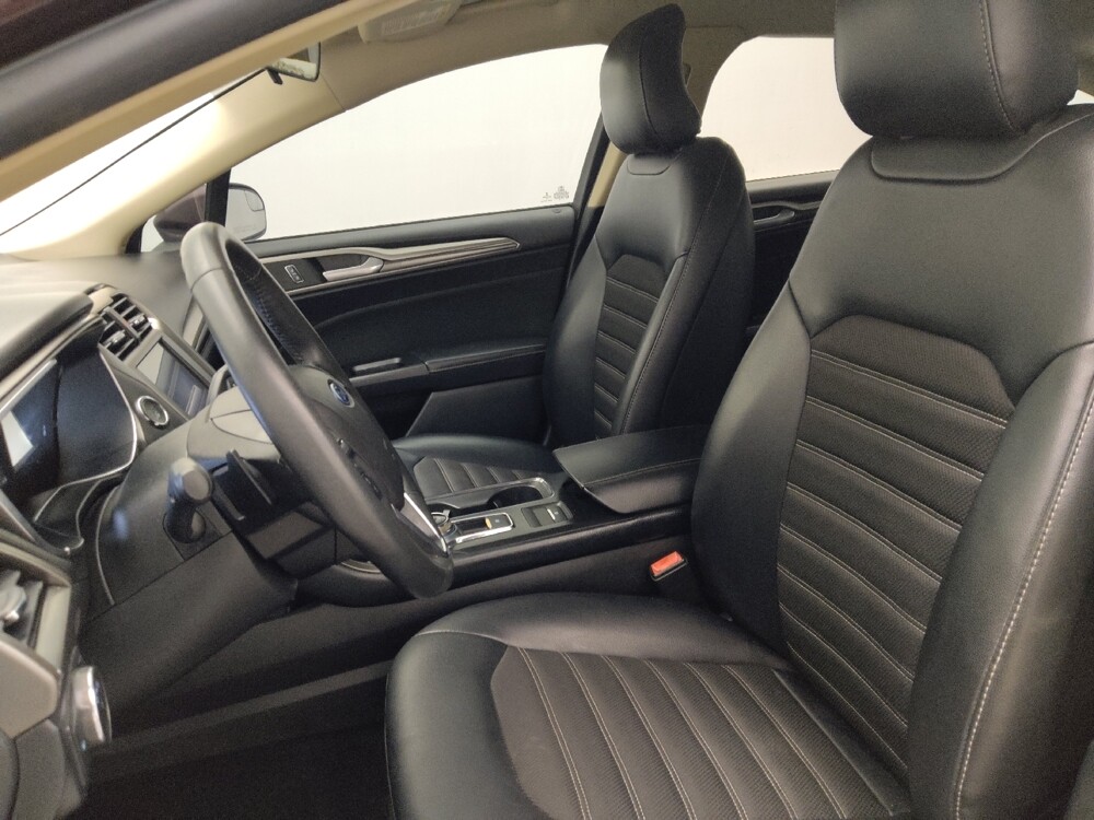 2017 Ford Fusion in Orlando, FL 32808 - 18072926 17