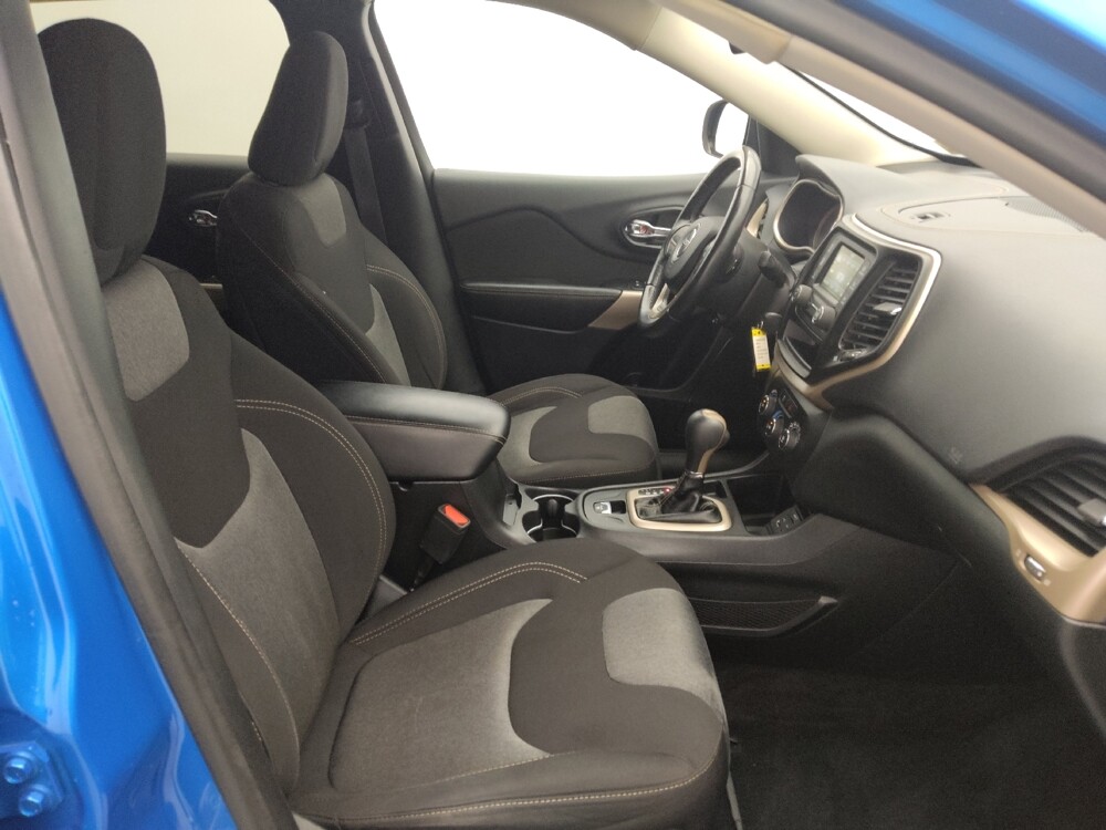 2018 Jeep Cherokee in Houston, TX 77074 - 18072979 21