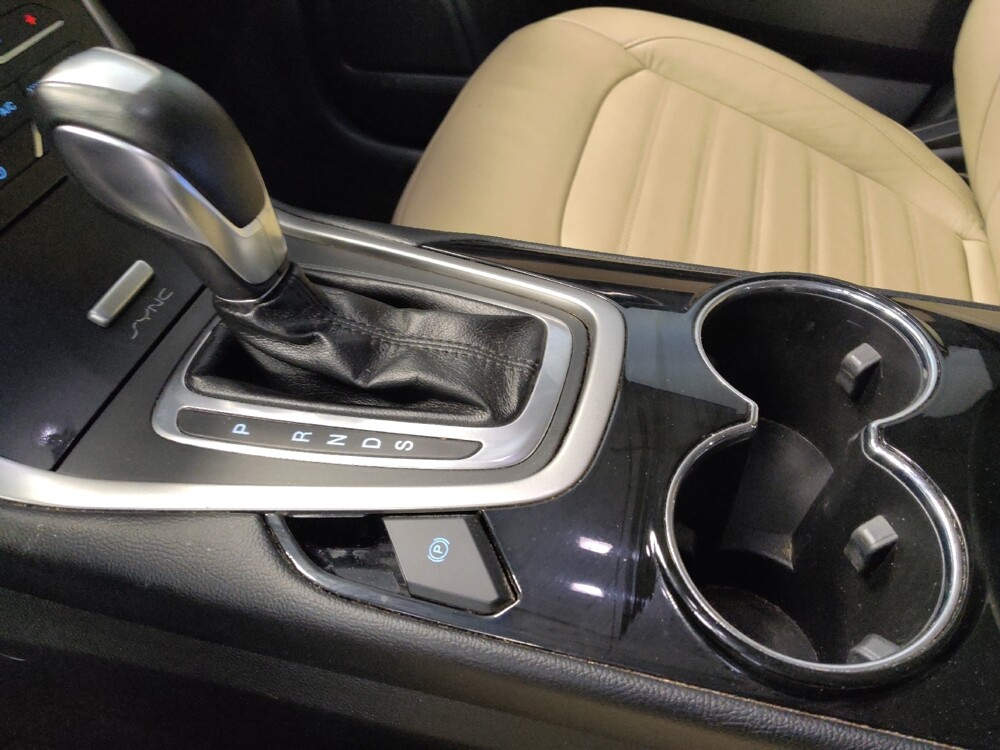 2017 Ford Edge in Houston, TX 77074 - 18072981 26