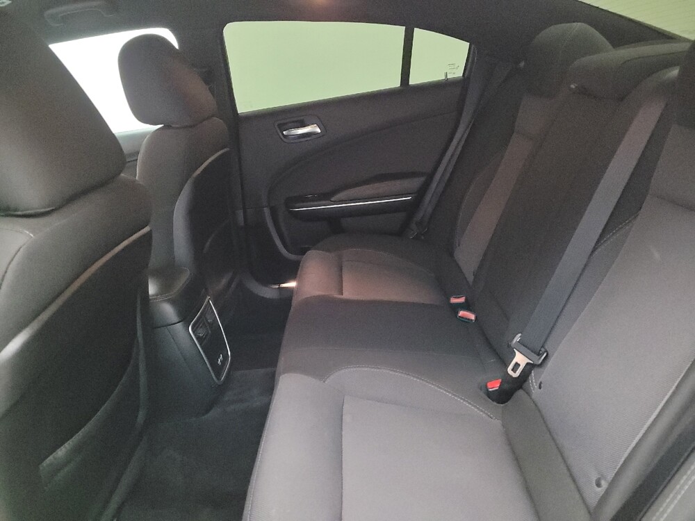 2018 Dodge Charger in Fairfield, OH 45014 - 18072987 18