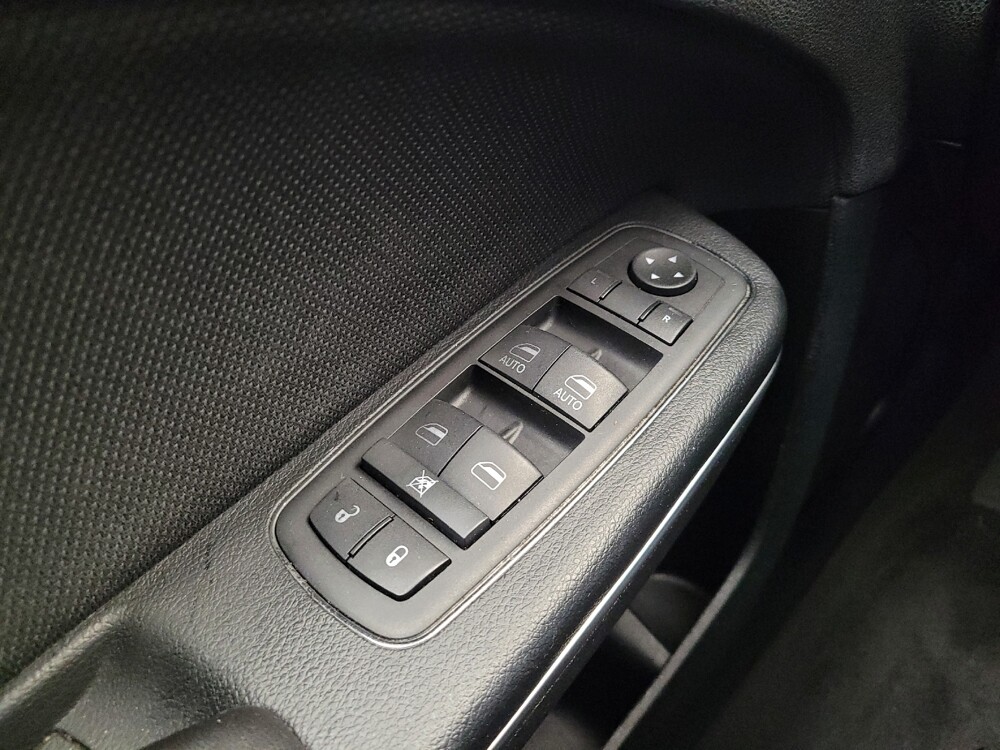 2018 Dodge Charger in Fairfield, OH 45014 - 18072987 27