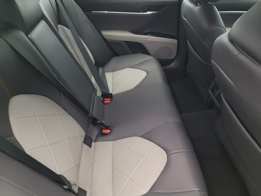 2018 Toyota Camry in Woodbridge, VA 22191 - 18073020 19