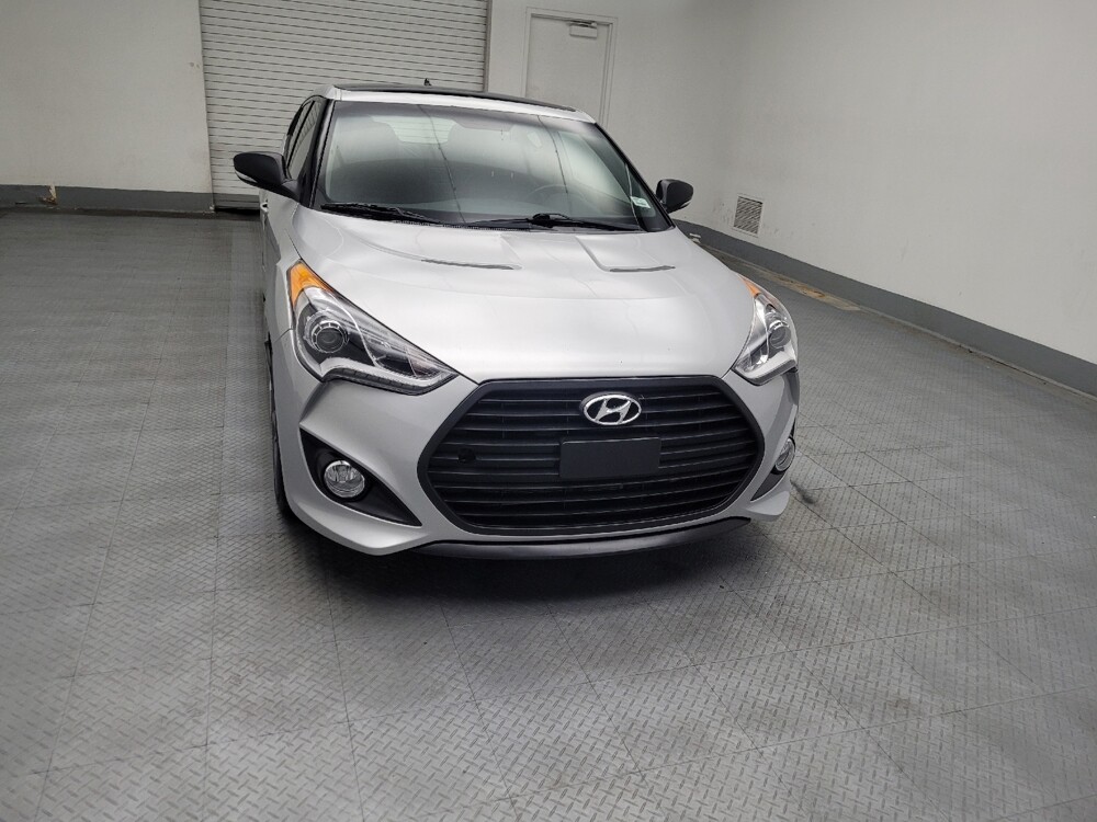 2013 Hyundai Veloster in Des Moines, IA 50310 - 18073026 14