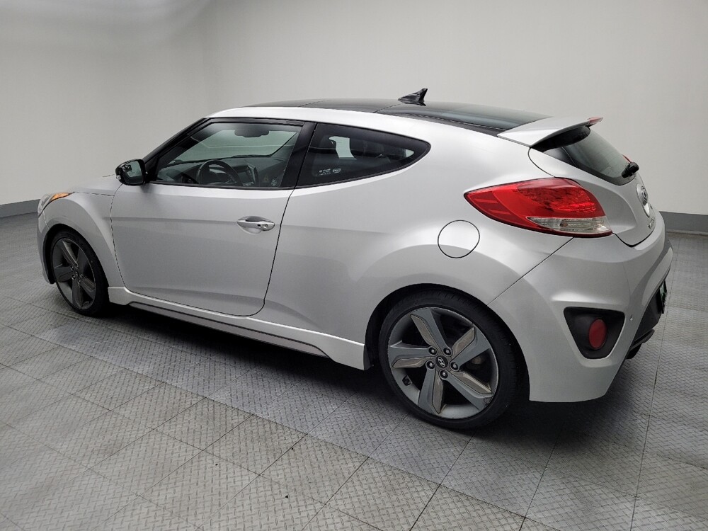 2013 Hyundai Veloster in Des Moines, IA 50310 - 18073026 3