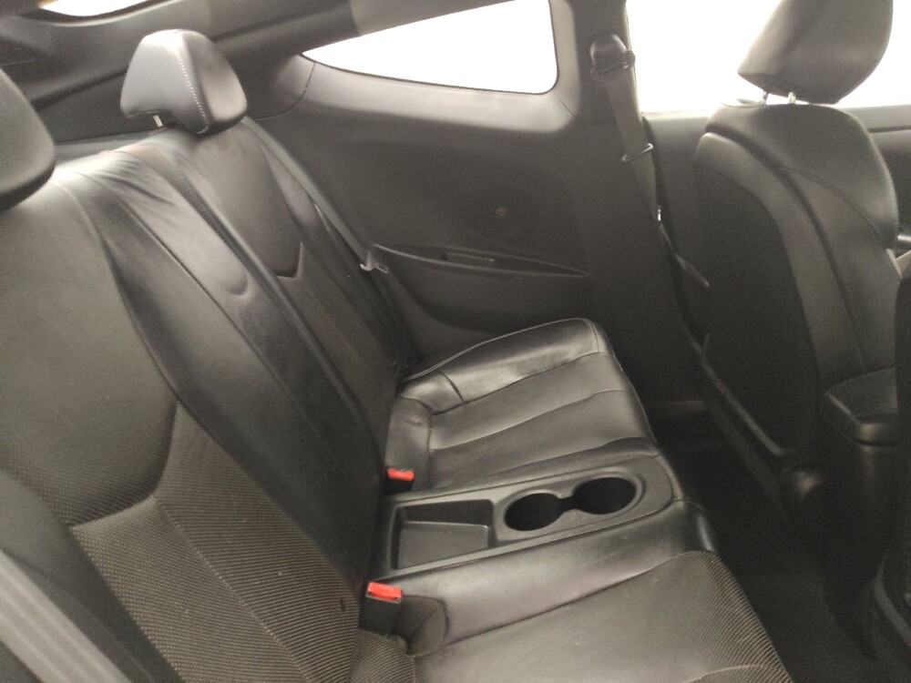 2013 Hyundai Veloster in Des Moines, IA 50310 - 18073026 19