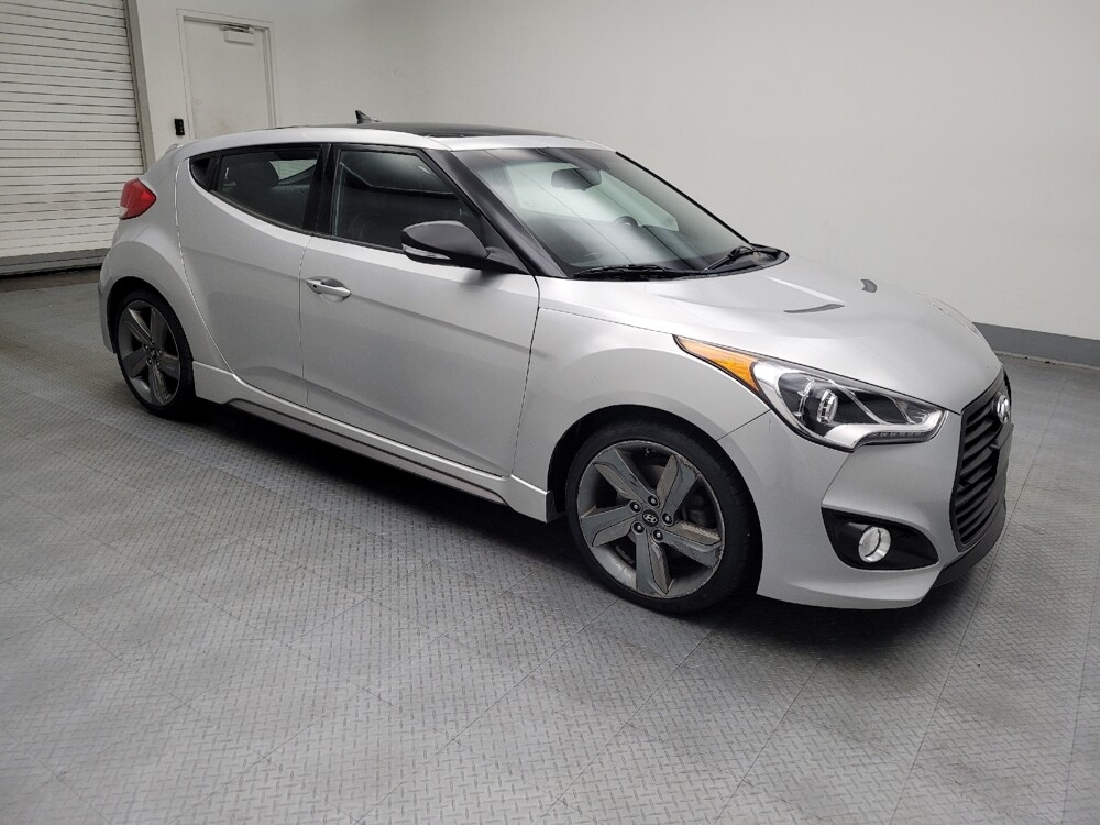 2013 Hyundai Veloster in Des Moines, IA 50310 - 18073026 11