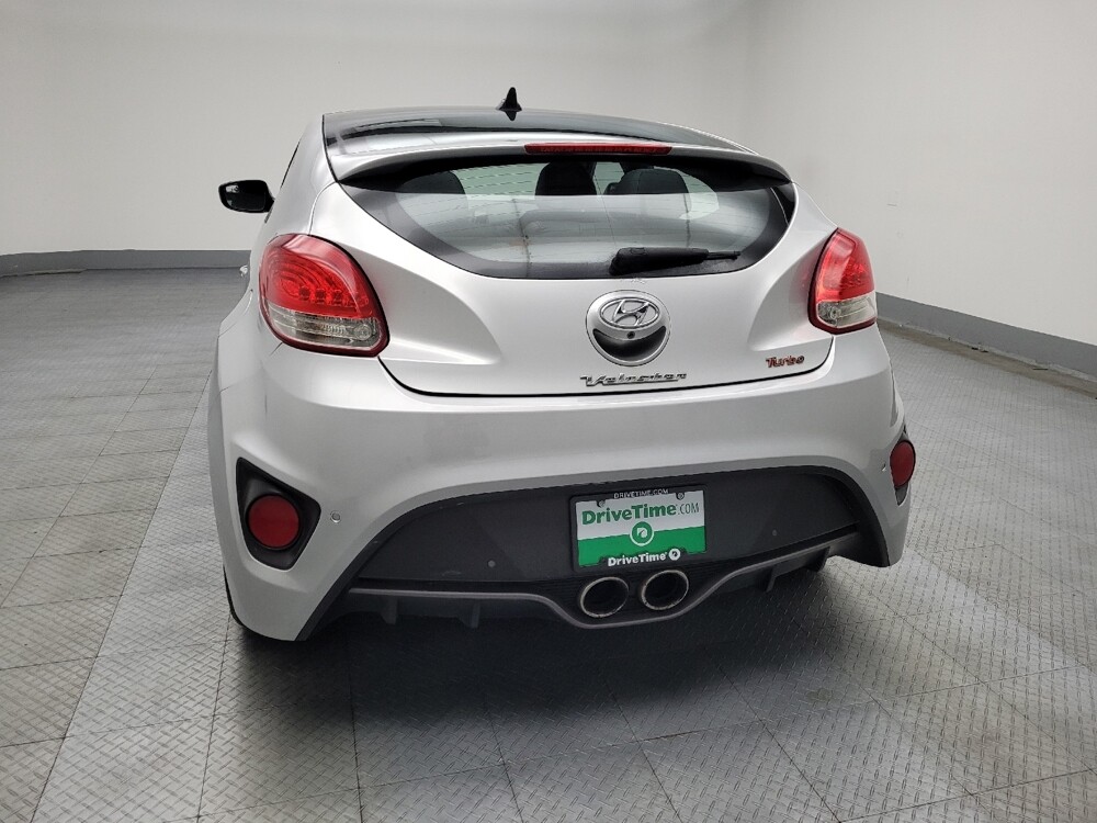 2013 Hyundai Veloster in Des Moines, IA 50310 - 18073026 6