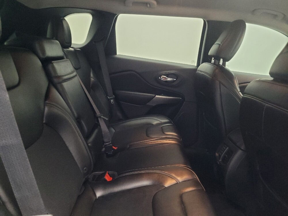 2019 Jeep Cherokee in Union City, GA 30291 - 18073057 19