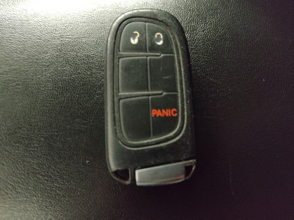 2019 Jeep Cherokee in Union City, GA 30291 - 18073057 32