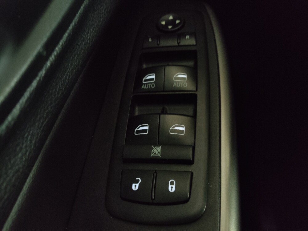 2019 Jeep Cherokee in Union City, GA 30291 - 18073057 27