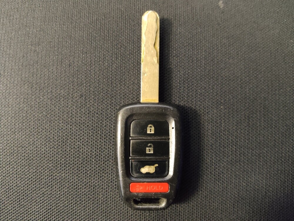 2016 Honda CR-V in Houston, TX 77074 - 18073078 32