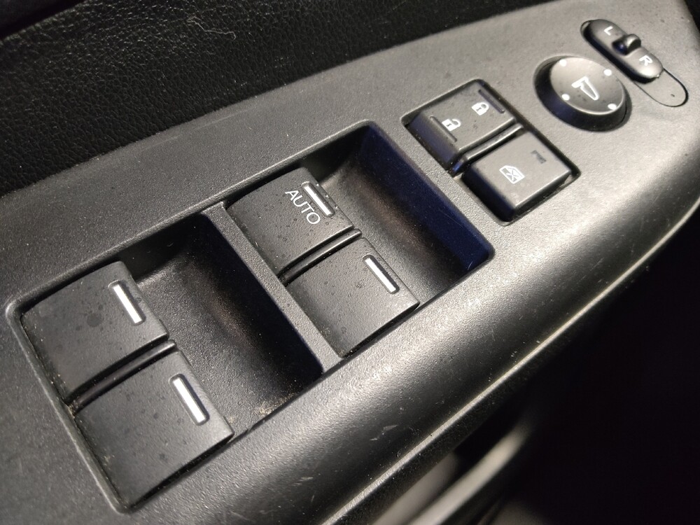 2016 Honda CR-V in Houston, TX 77074 - 18073078 27