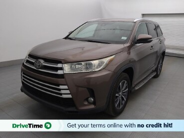 2017 Toyota Highlander in Fort Myers, FL 33907