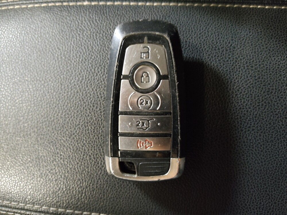 2021 Ford Escape in Greenville, SC 29607 - 18073110 32