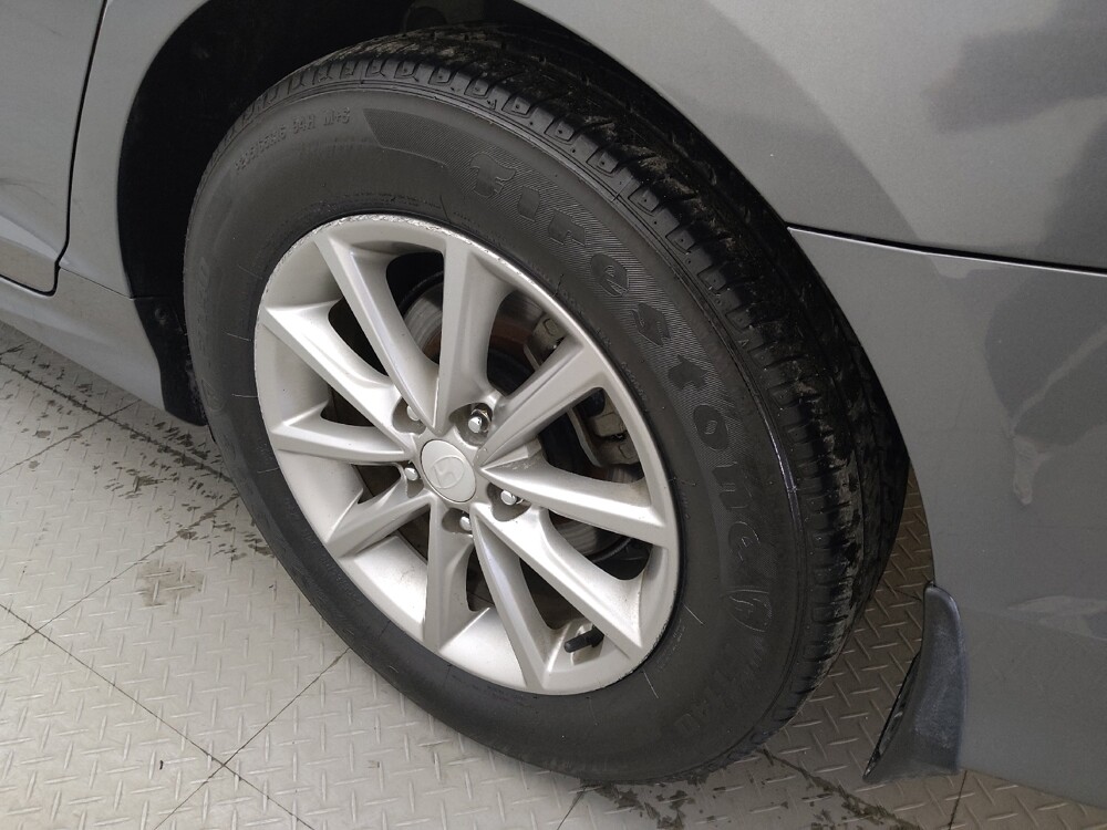 2018 Hyundai Sonata in Houston, TX 77074 - 18073115 31