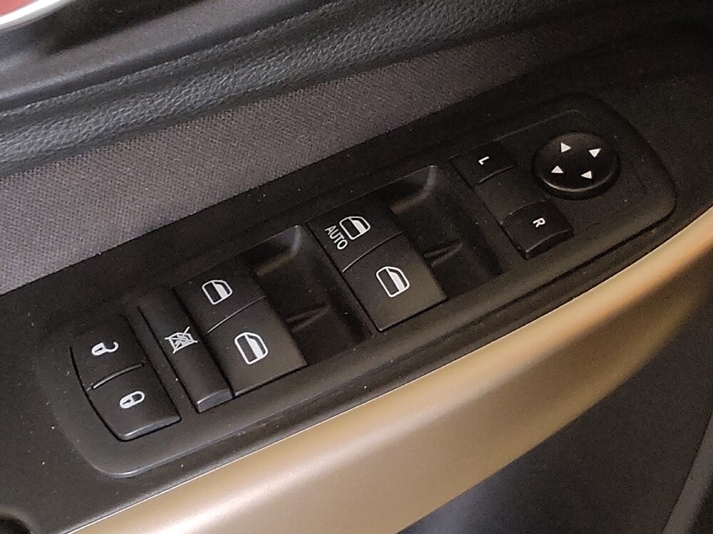 2018 Jeep Cherokee in Fort Myers, FL 33907 - 18073134 27