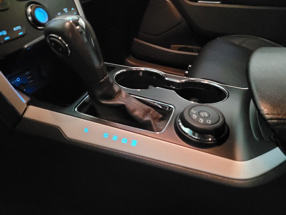 2015 Ford Explorer in Pittsburgh, PA 15237 - 18073137 26