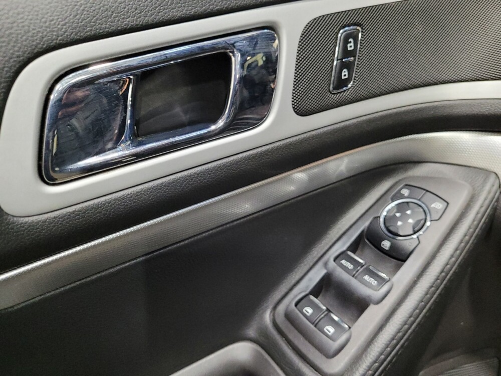 2015 Ford Explorer in Pittsburgh, PA 15237 - 18073137 27